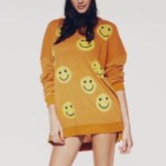 Wildfox All Smiles barefoot gold sweater sz XS - Picture 2 of 8